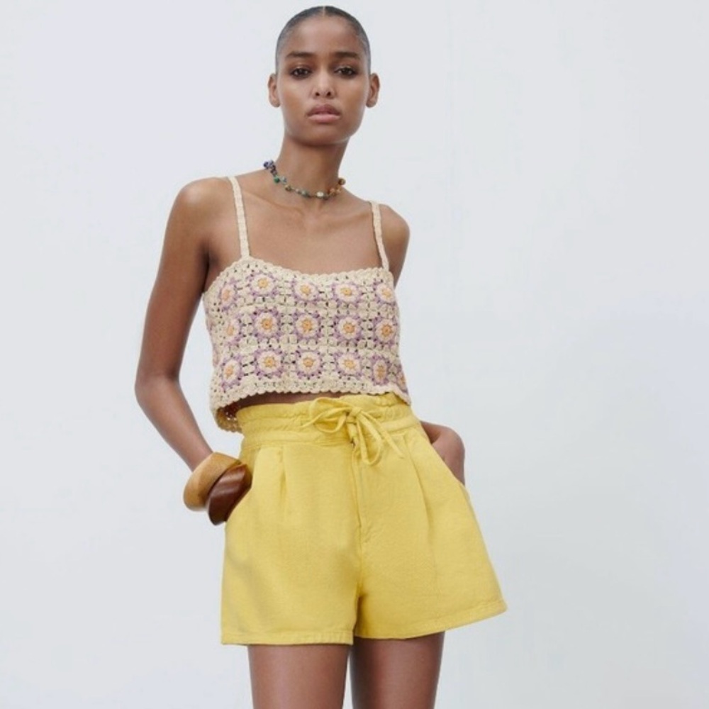 Zara High Waist Yellow Women's Shorts Size Medium